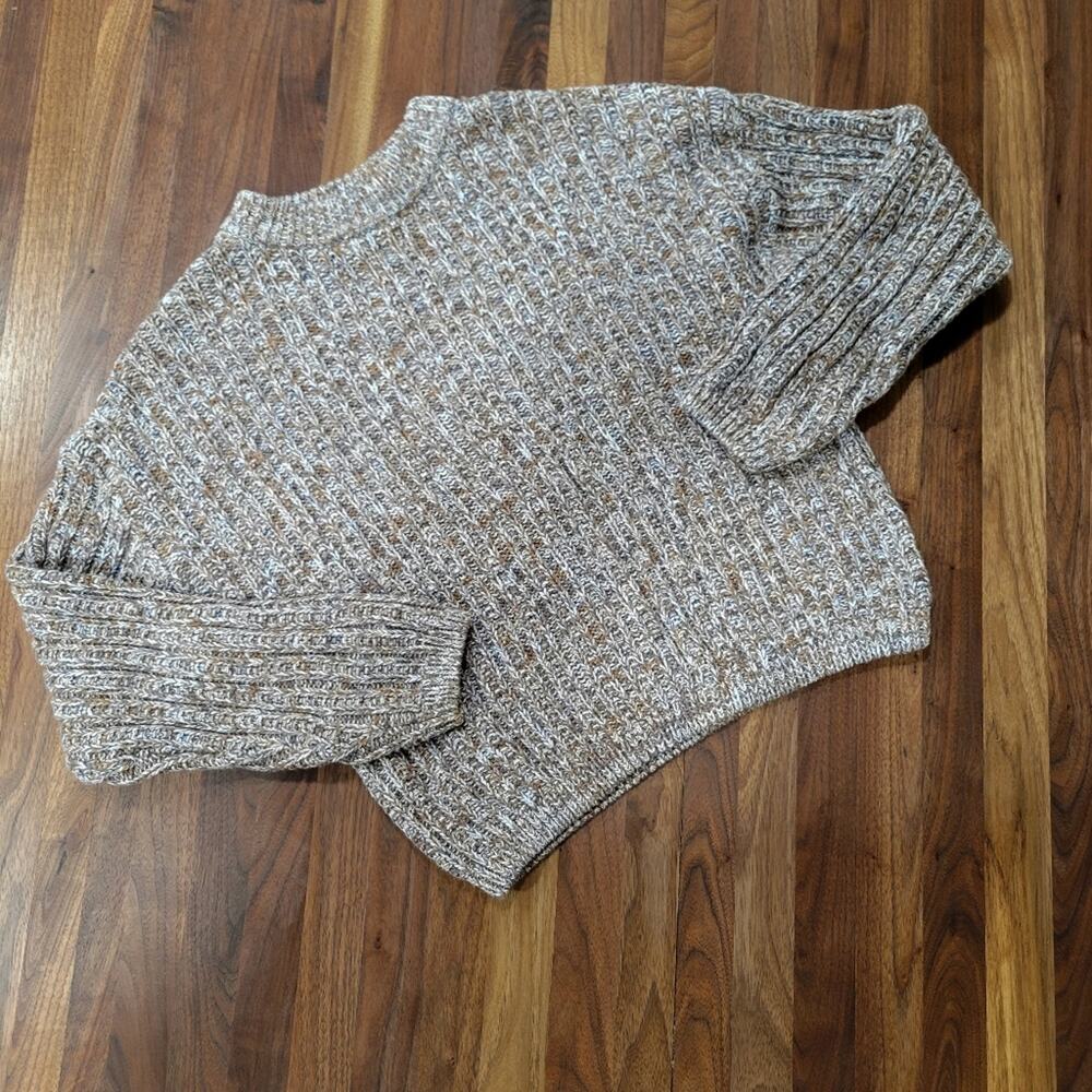 Universal Threads Sweater Size Medium - Picture 3 of 8